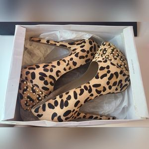Steve Madden Size 10 Leopard Studded Heels (never worn, original box)